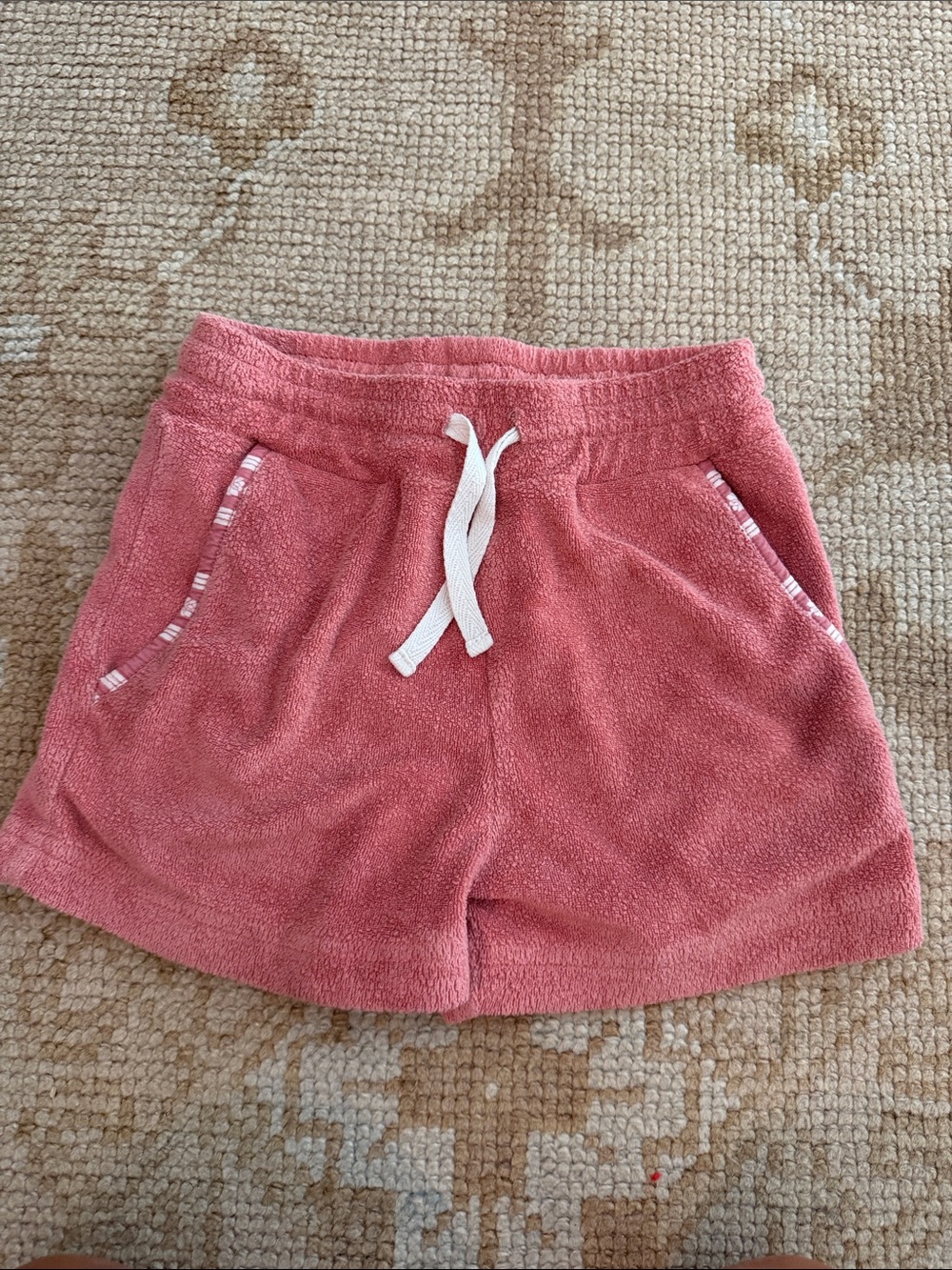 Cozy Terry Drawstring Shorts in Dusty Rose Minnow size 5/6